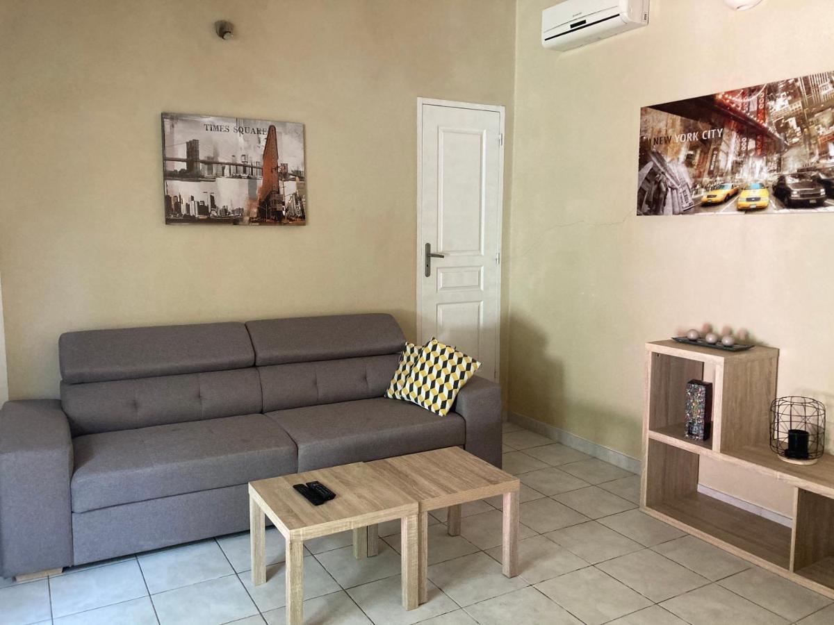 Petite Maison De Campagne Бонифачо Экстерьер фото